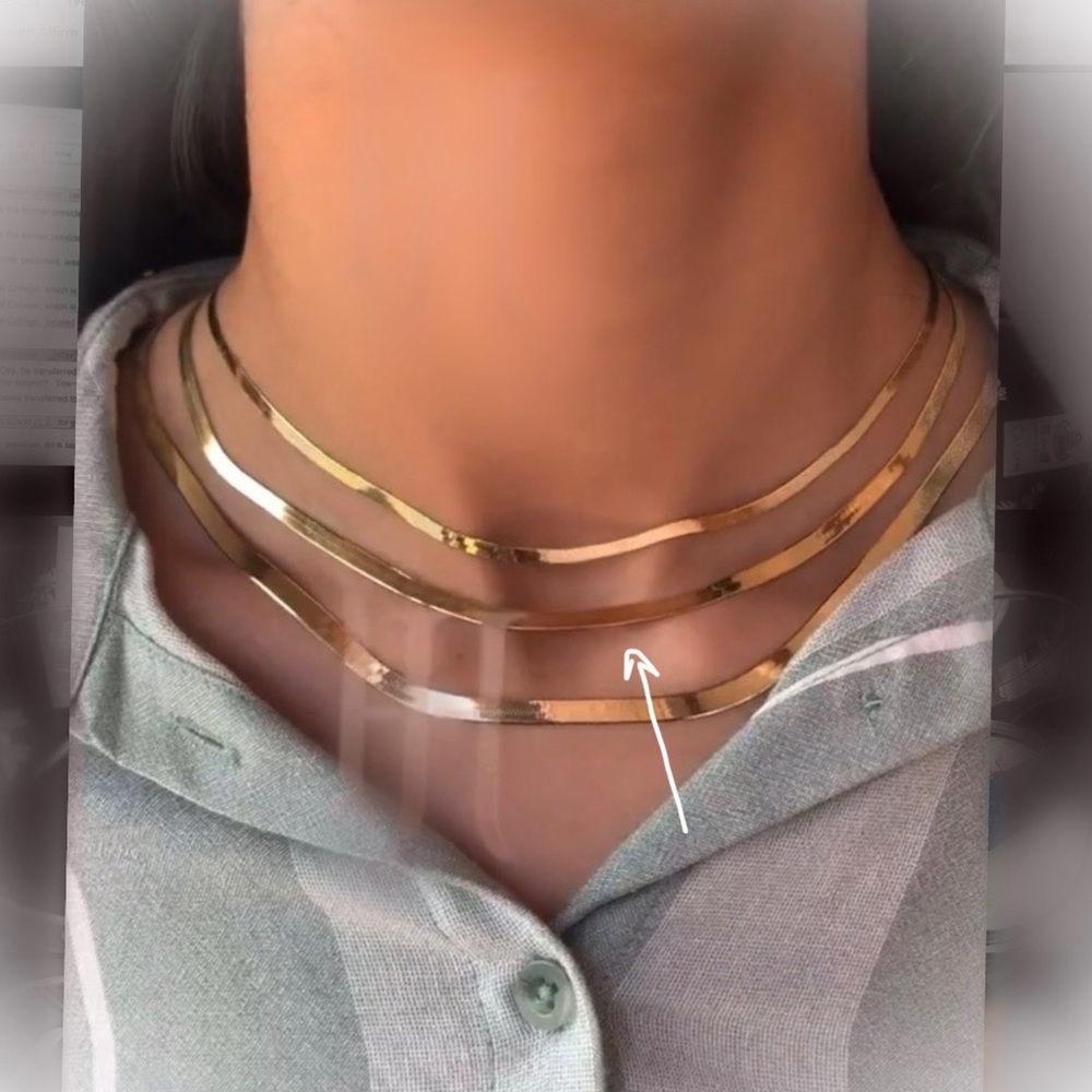 14K Solid Gold Herringbone Necklace NWNT - Picture 3 of 3